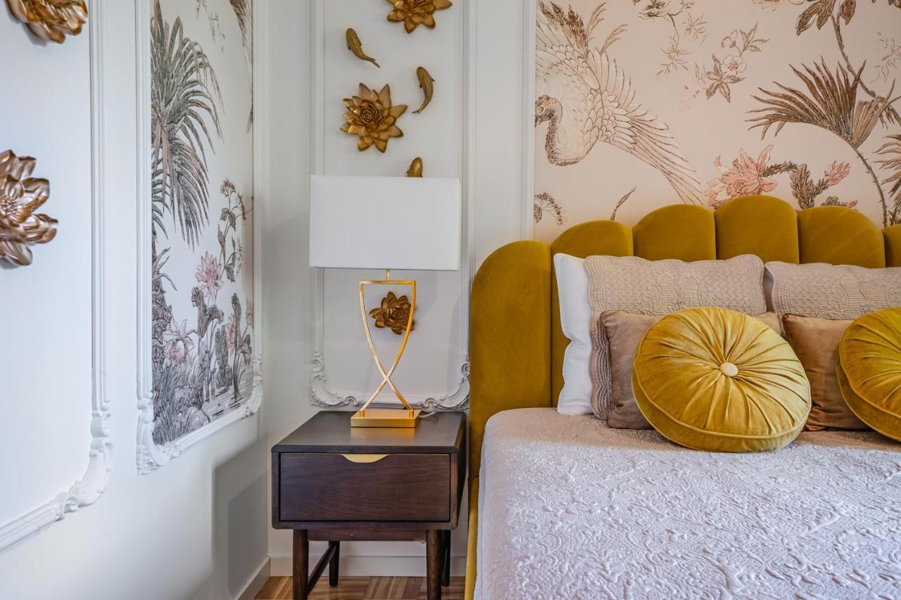 Soft Glam 1-Bedroom Appt - Lake & Mountain View Montreux Esterno foto